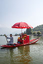 %_tempFileName19%20Dal%20Lake,%20shikara%20con%20ombrellone%